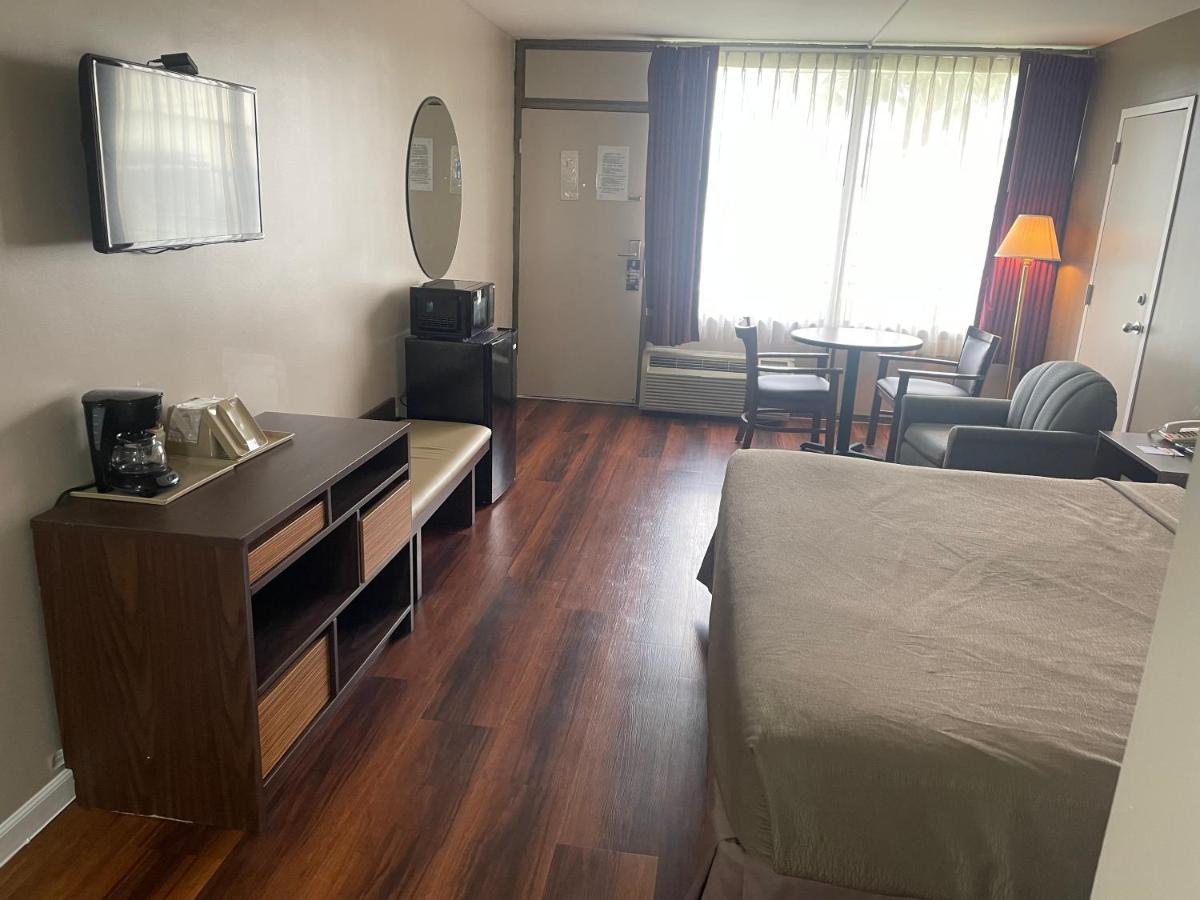Super 8 By Wyndham Valdosta Mall Luaran gambar